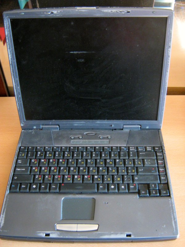RoverBook Partner E419 L старый ноутбук на запчасти    Продам Ровербук EM-G320L1