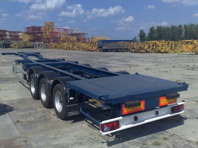 Полуприцеп – контейнеров низкорамный, универсальный 9453