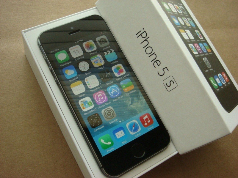 Apple Iphone 5 S 16 GB Новый