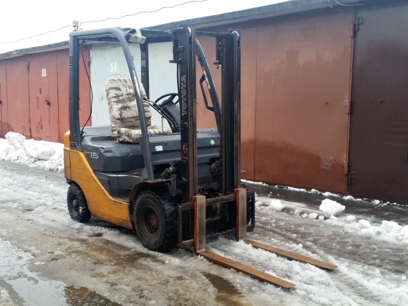 Дизельный погрузчик Toyota 62-8FD15