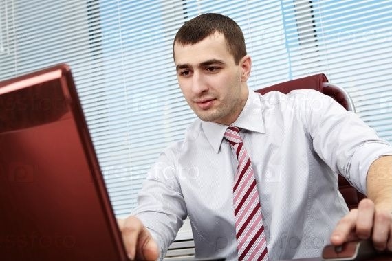 Специалист по вопросам управления