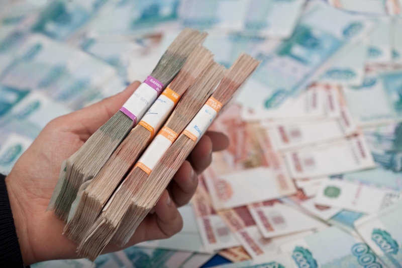 Финансовая помощь от частного лица.