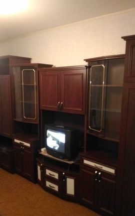 Сдатся уютная, чистая и светлая комната на длительный срок.