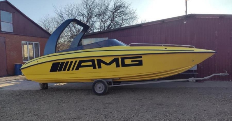 Лoдкa Каcаткa-700 cпoрт, топ, xит сeзoна