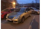 Водитель такси на авто компании